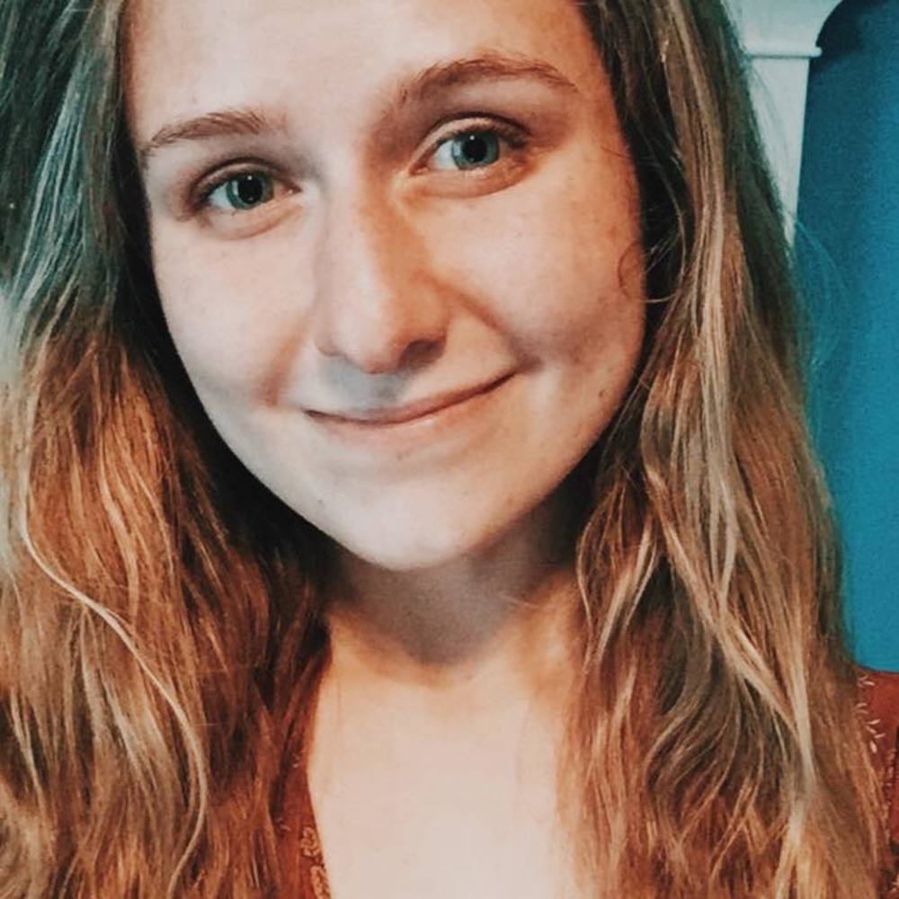 Meet your Posher, Elizabeth